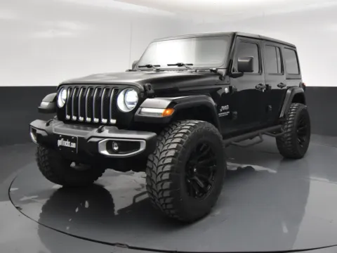 Photos of 2018 Jeep Wrangler Unlimited Sahara for sale in San Antonio, TX at got Trucks?