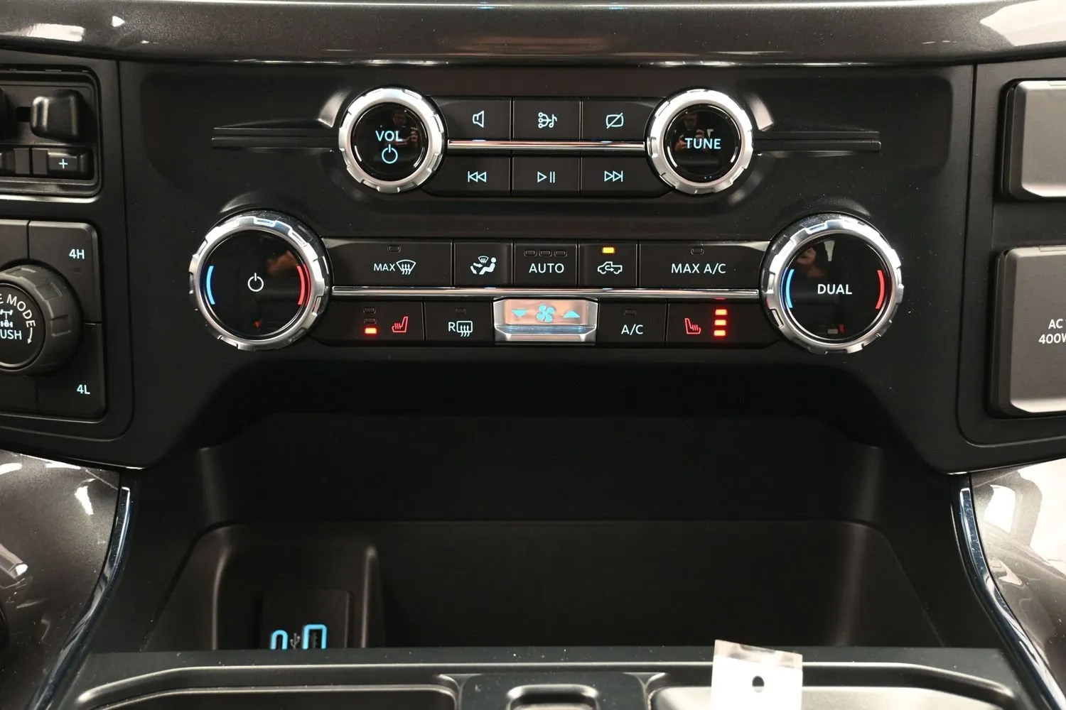 2023 Ford F-150 XLT - Photo 38