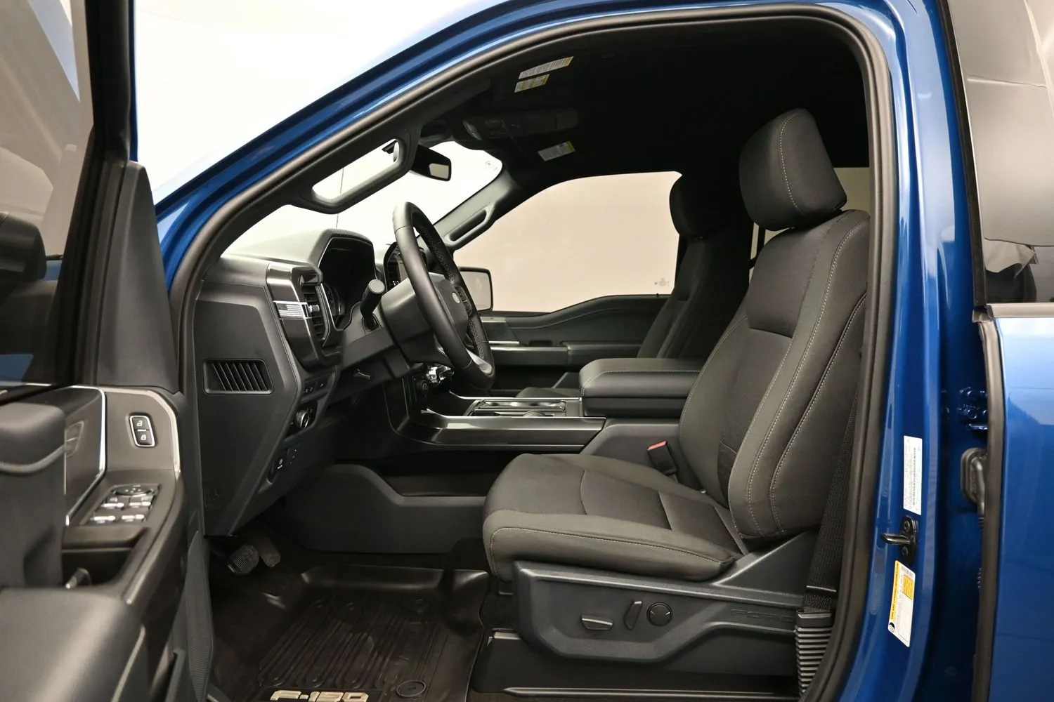 2023 Ford F-150 XLT - Photo 9