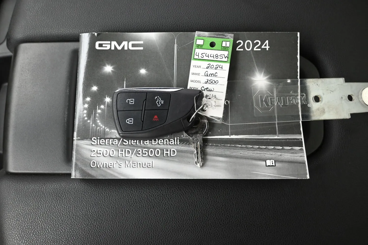 2024 GMC Sierra 2500HD Pro - Photo 17