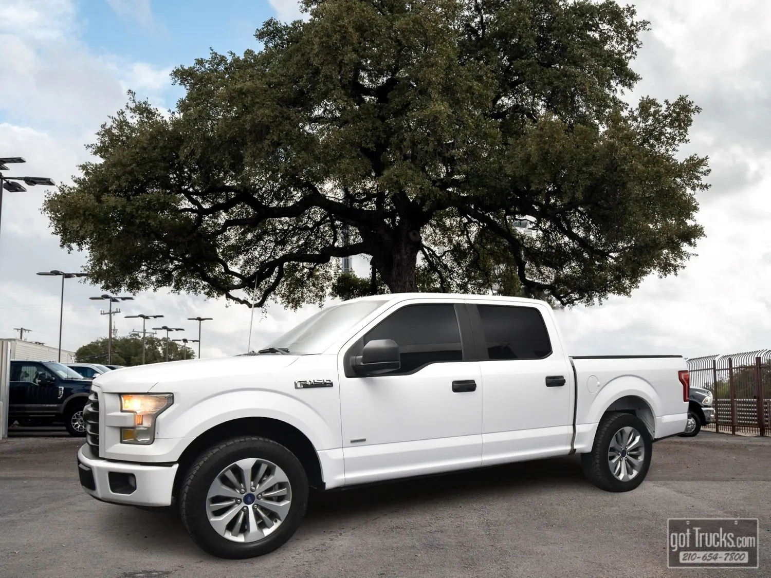 White 2017 Ford F-150 XL for sale in San Antonio, TX