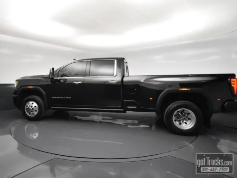 Another view of 2024 GMC Sierra 3500 HD Denali Ultimate for sale in San Antonio, TX at got Trucks?