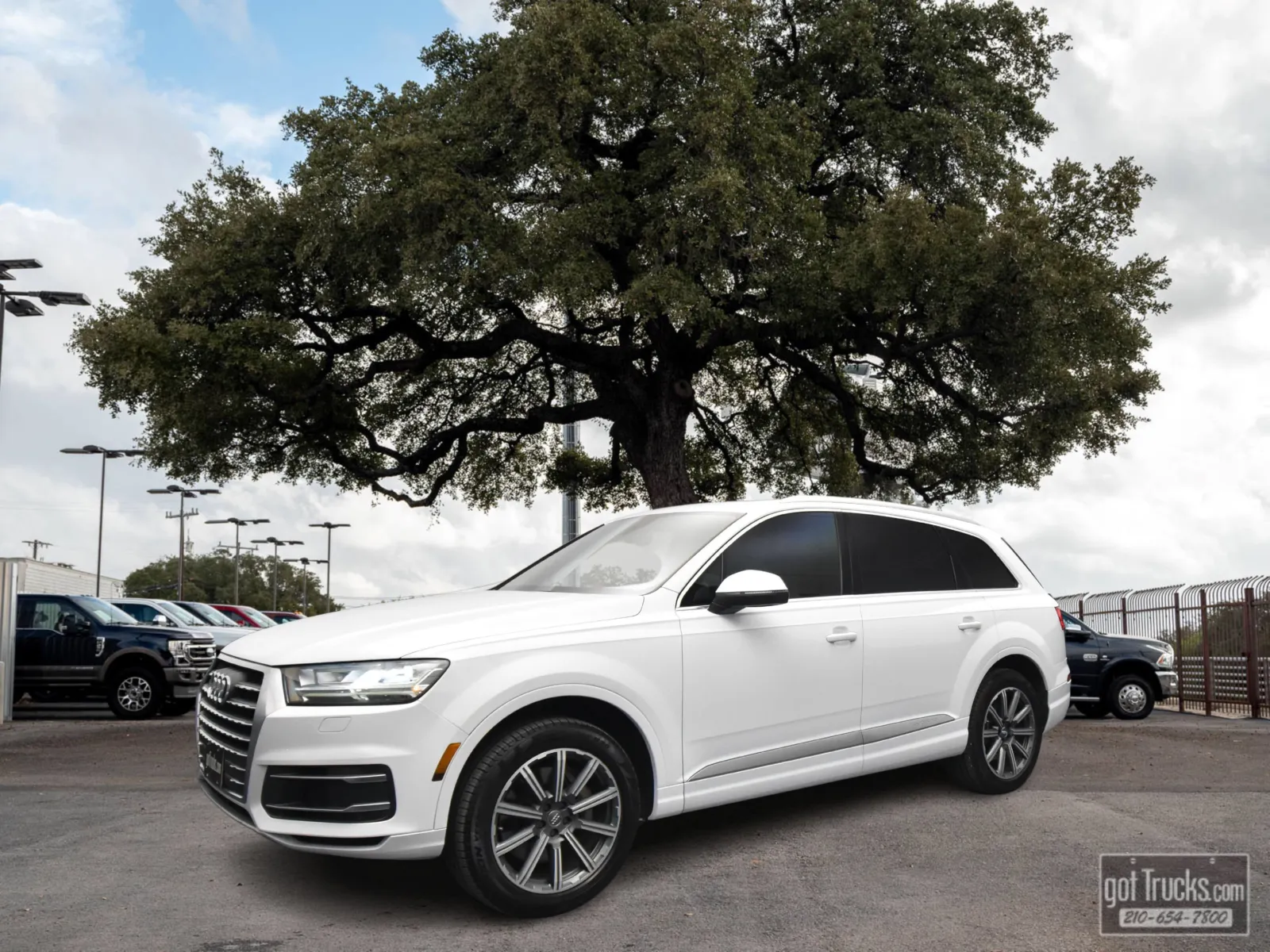 White 2017 Audi Q7 Premium Plus for sale in San Antonio, TX