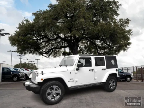 White 2016 Jeep Wrangler Unlimited Sahara for sale in San Antonio, TX