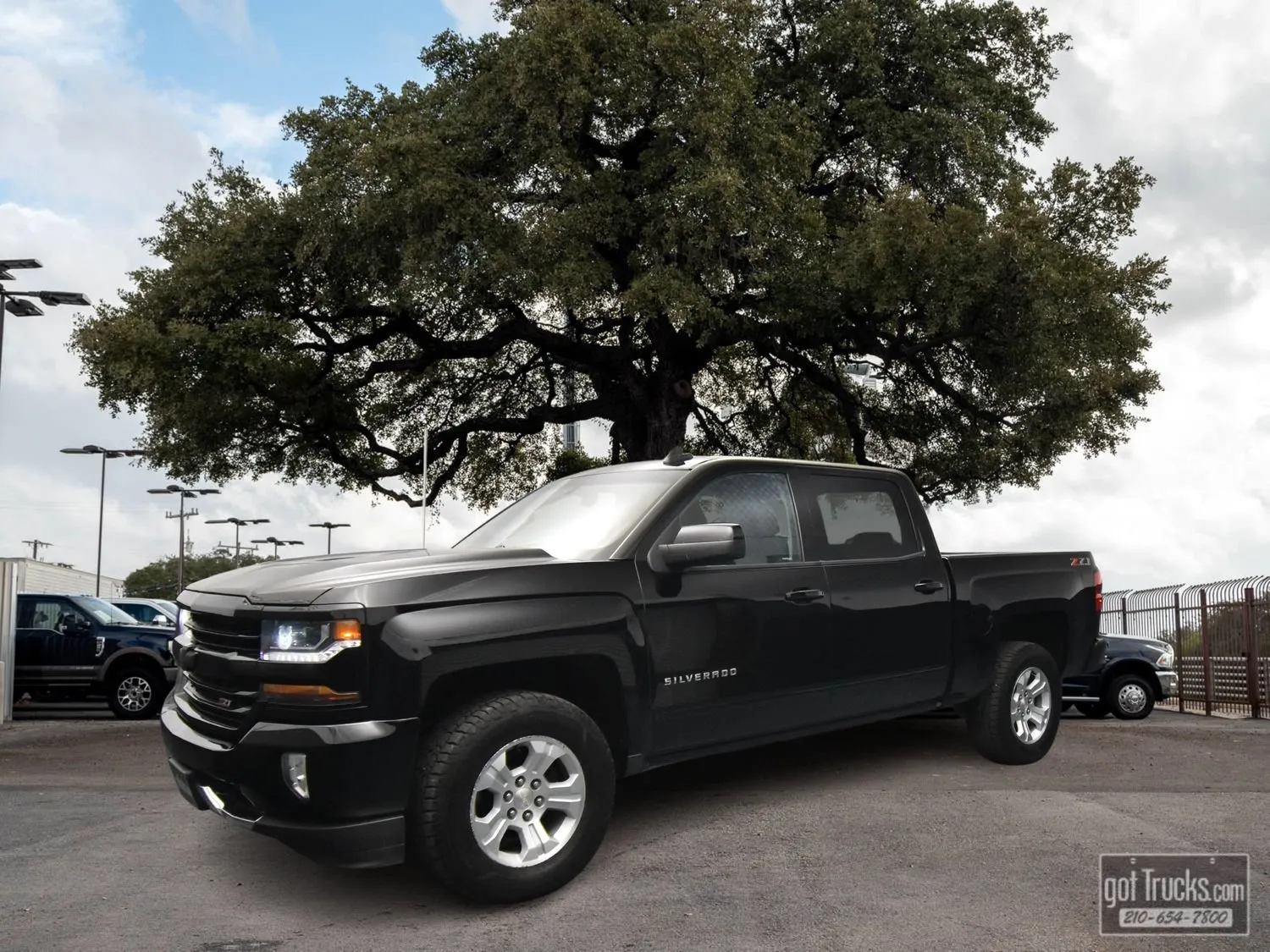 Black 2018 Chevrolet Silverado 1500 LT for sale in San Antonio, TX