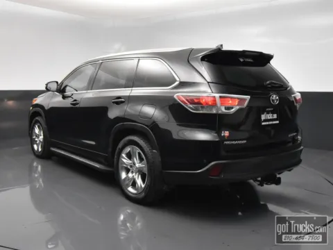 More photos of 2015 Toyota Highlander Limited Platinum at got Trucks?, TX