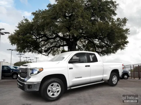 White 2020 Toyota Tundra SR5 for sale in San Antonio, TX