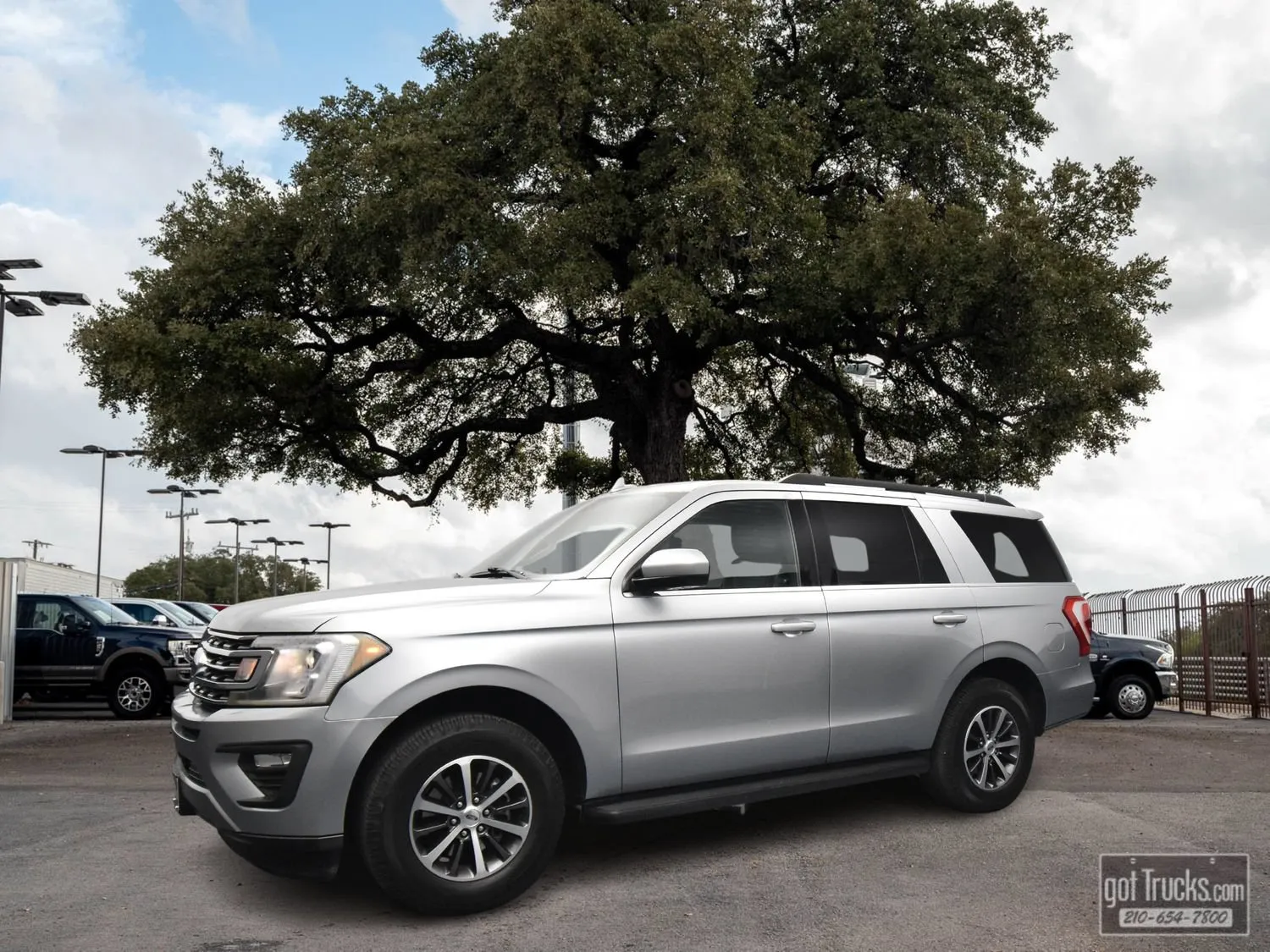 Silver 2021 Ford Expedition XLT for sale in San Antonio, TX