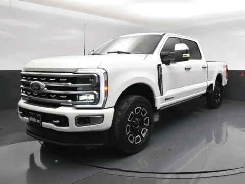 Photos of 2024 Ford Super Duty F-250 SRW Platinum for sale in San Antonio, TX at got Trucks?