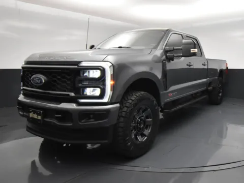 Photos of 2024 Ford Super Duty F-350 SRW LARIAT for sale in San Antonio, TX at got Trucks?