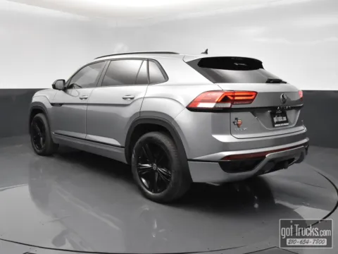 More photos of 2023 Volkswagen Atlas Cross Sport 3.6L V6 SEL R-Line Black at got Trucks?, TX