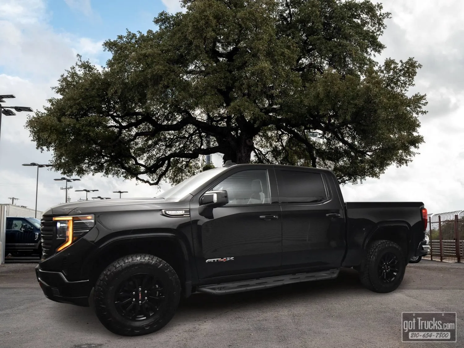 Black 2022 GMC Sierra 1500 AT4X for sale in San Antonio, TX