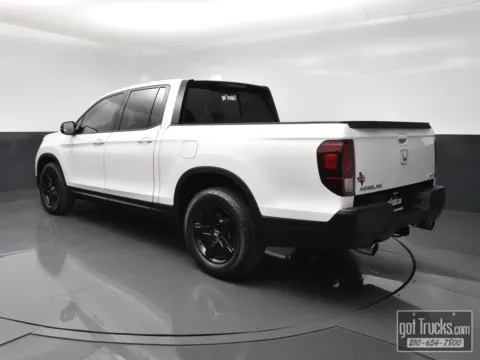 More photos of 2021 Honda Ridgeline Black Edition at got Trucks?, TX