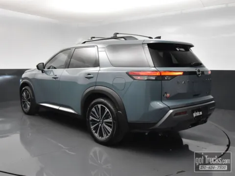 More photos of 2026 Nissan Pathfinder Platinum at got Trucks?, TX