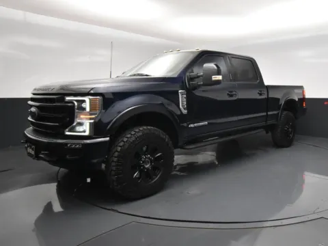 Photos of 2022 Ford Super Duty F-250 SRW LARIAT for sale in San Antonio, TX at got Trucks?