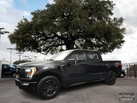 Black 2021 Ford F-150 XLT for sale in San Antonio, TX
