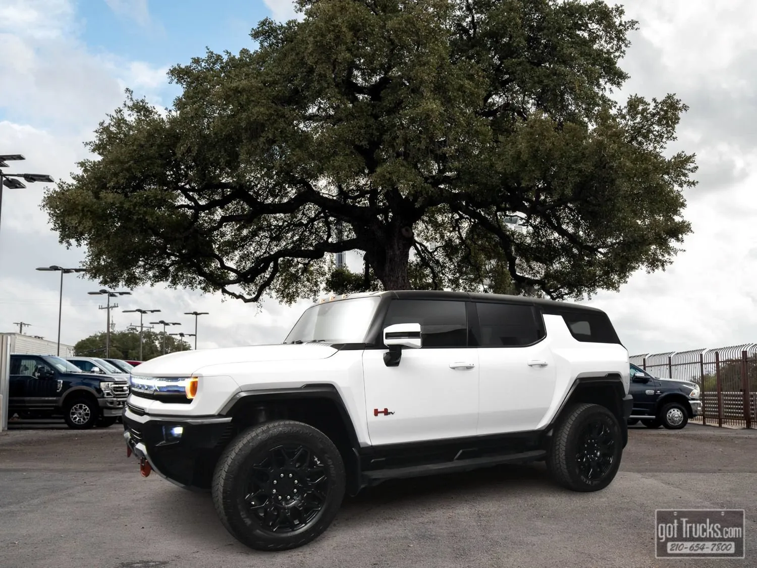 White 2025 GMC HUMMER EV SUV 2X for sale in San Antonio, TX