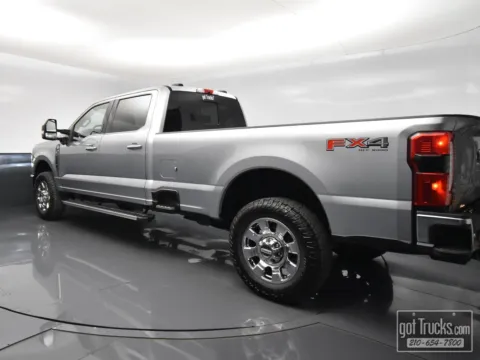 More photos of 2024 Ford Super Duty F-350 SRW LARIAT at got Trucks?, TX