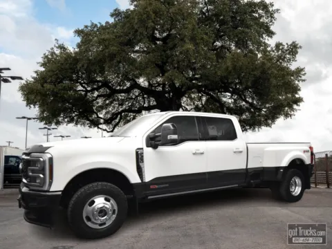 White 2024 Ford Super Duty F-350 DRW King Ranch for sale in San Antonio, TX