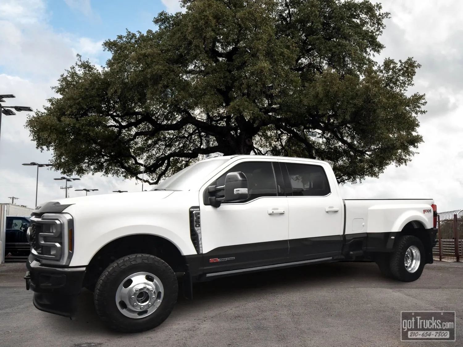 White 2024 Ford Super Duty F-350 DRW King Ranch for sale in San Antonio, TX