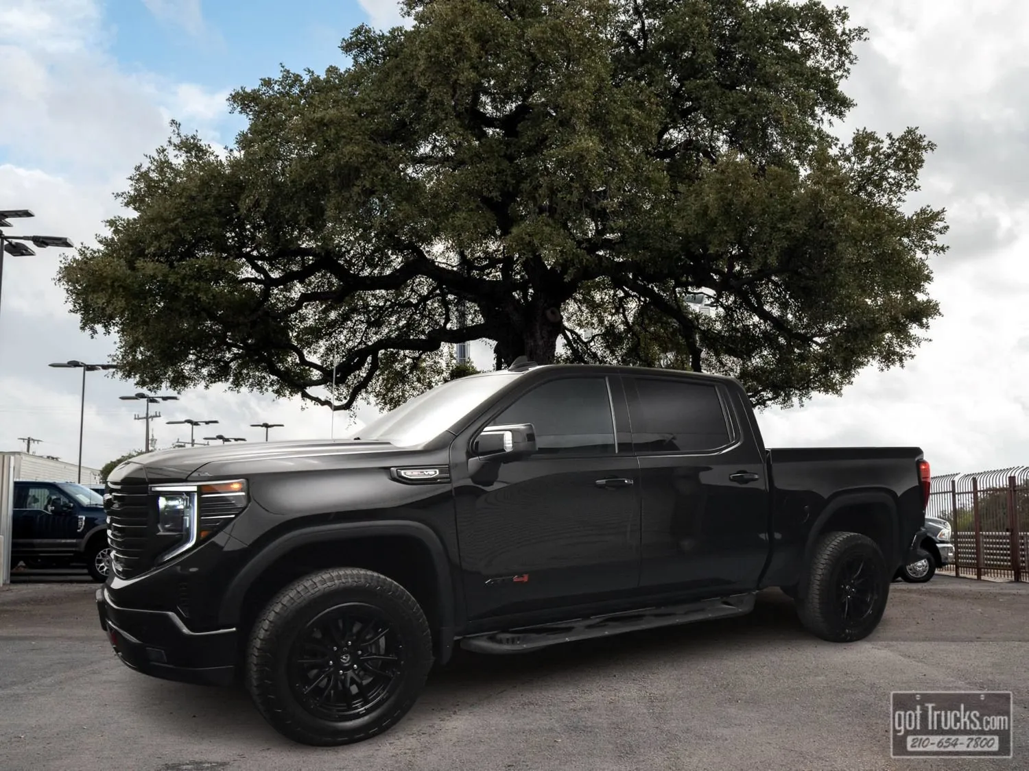 2024 GMC Sierra 1500 AT4