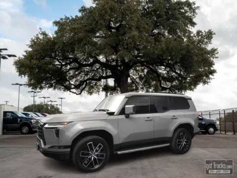 Gray 2025 Lexus GX 550 Premium+ for sale in San Antonio, TX