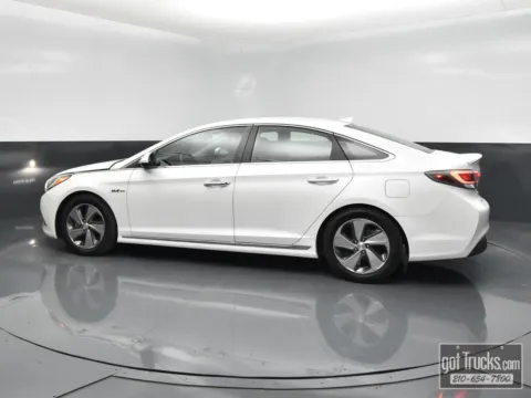 Another view of 2016 Hyundai Sonata Hybrid Limited for sale in San Antonio, TX at got Trucks?