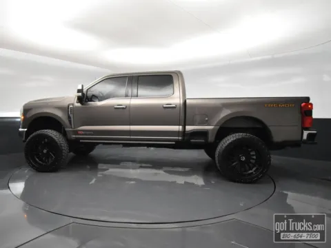 Another view of 2023 Ford Super Duty F-250 SRW LARIAT for sale in San Antonio, TX at got Trucks?