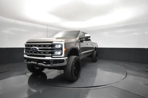 Photos of 2023 Ford Super Duty F-250 SRW LARIAT for sale in San Antonio, TX at got Trucks?