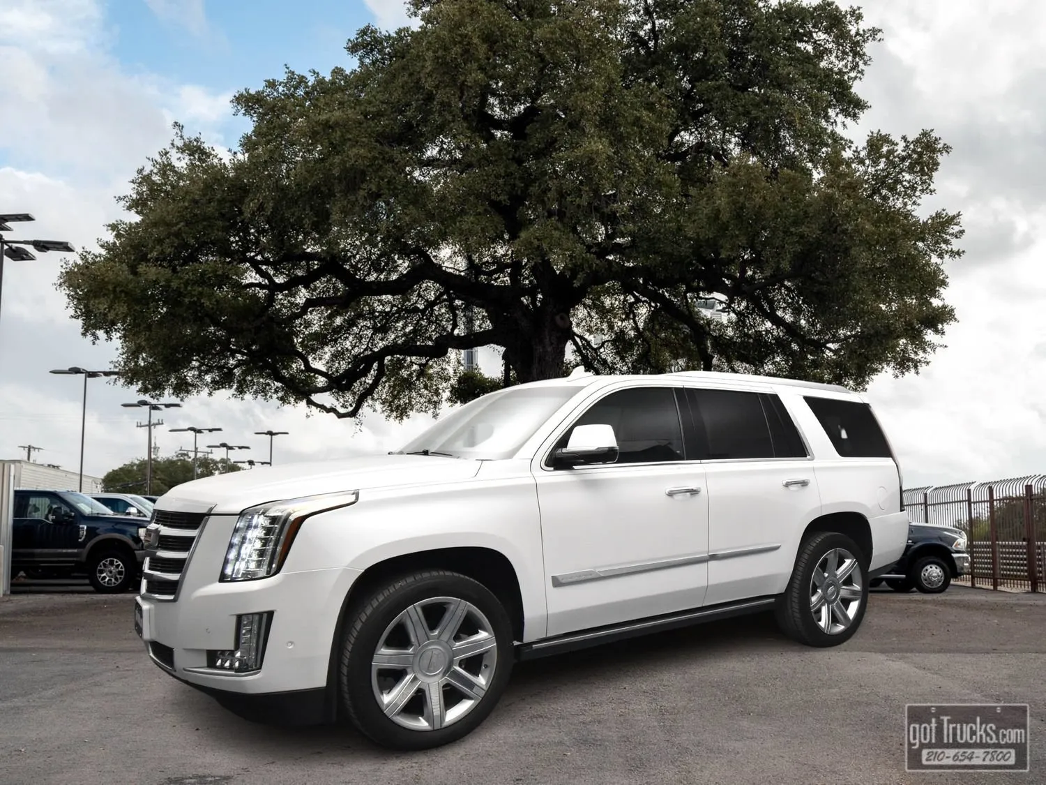 White 2020 Cadillac Escalade Premium Luxury for sale in San Antonio, TX