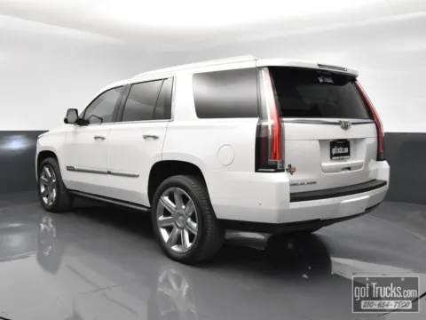 More photos of 2020 Cadillac Escalade Premium Luxury at got Trucks?, TX