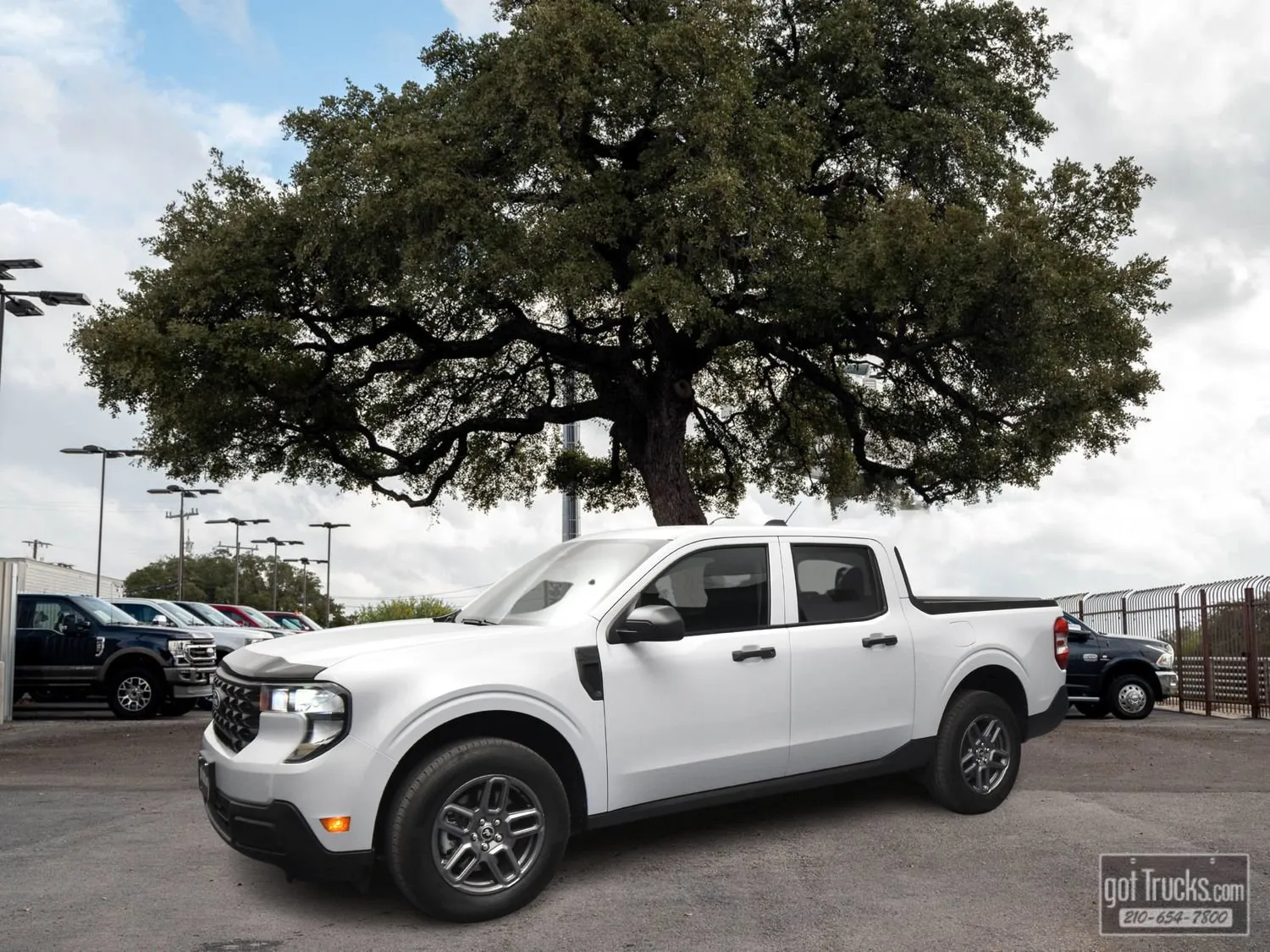 2025 Ford Maverick XL