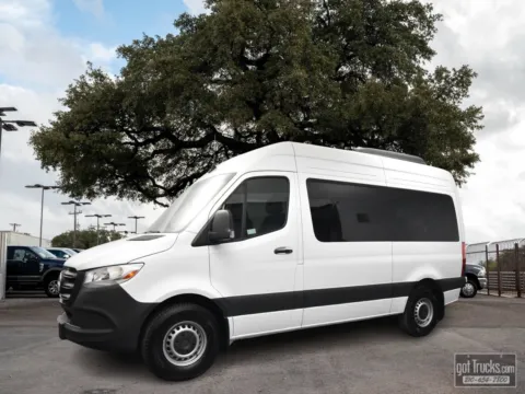 White 2024 Mercedes-Benz Sprinter Passenger Van 2500 Standard Roof I4 Die for sale in San Antonio, TX