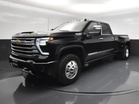 Photos of 2024 Chevrolet Silverado 3500 HD High Country for sale in San Antonio, TX at got Trucks?