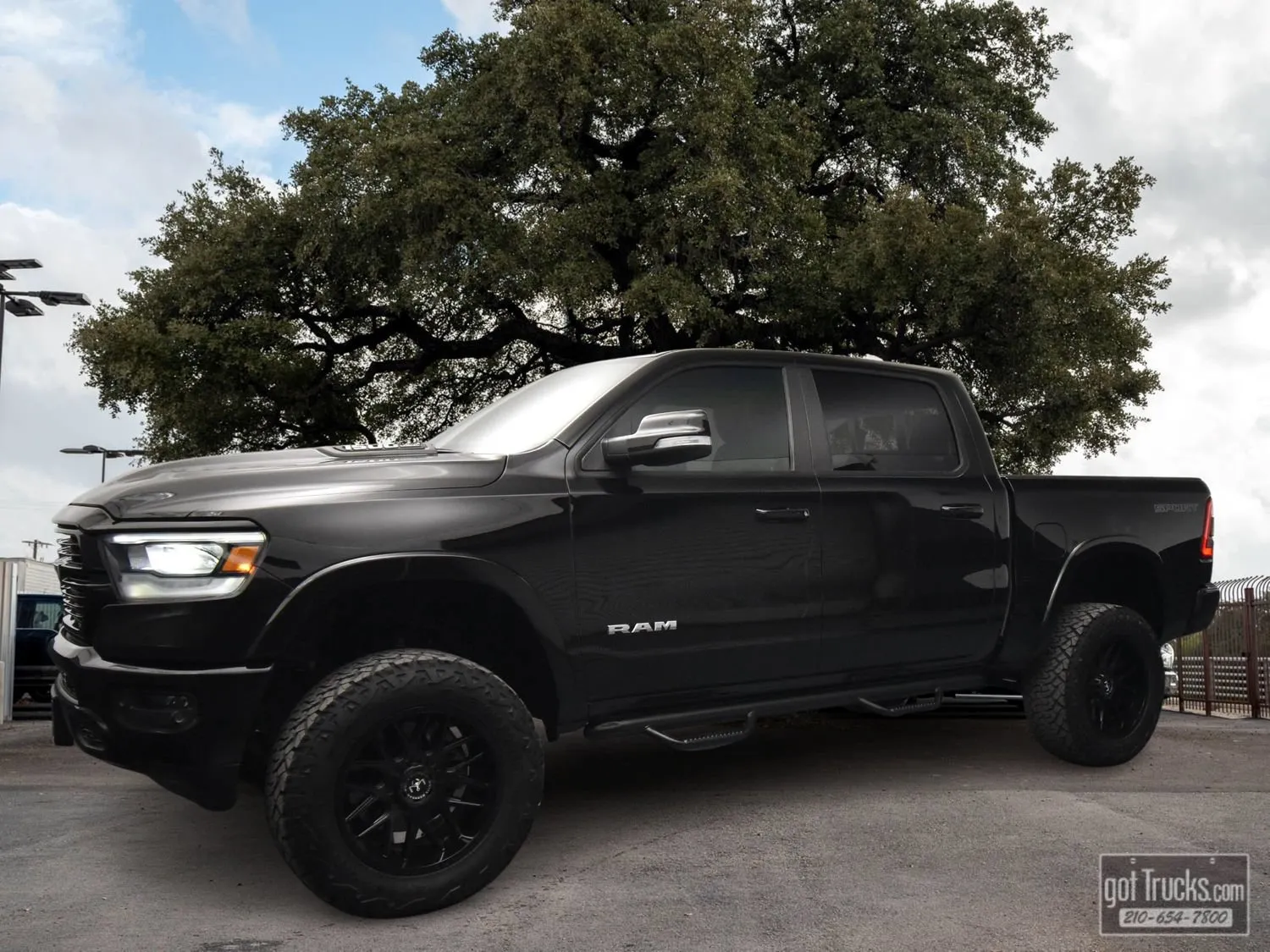 2020 Ram 1500 Laramie