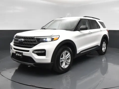 Photos of 2023 Ford Explorer XLT for sale in San Antonio, TX at got Trucks?