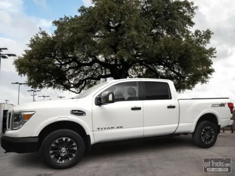 White 2018 Nissan Titan XD PRO-4X for sale in San Antonio, TX