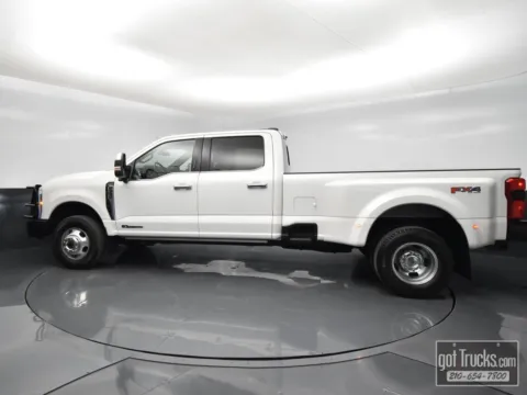 Another view of 2024 Ford Super Duty F-350 DRW LARIAT for sale in San Antonio, TX at got Trucks?