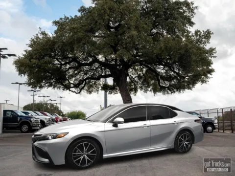 Silver 2023 Toyota Camry SE for sale in San Antonio, TX