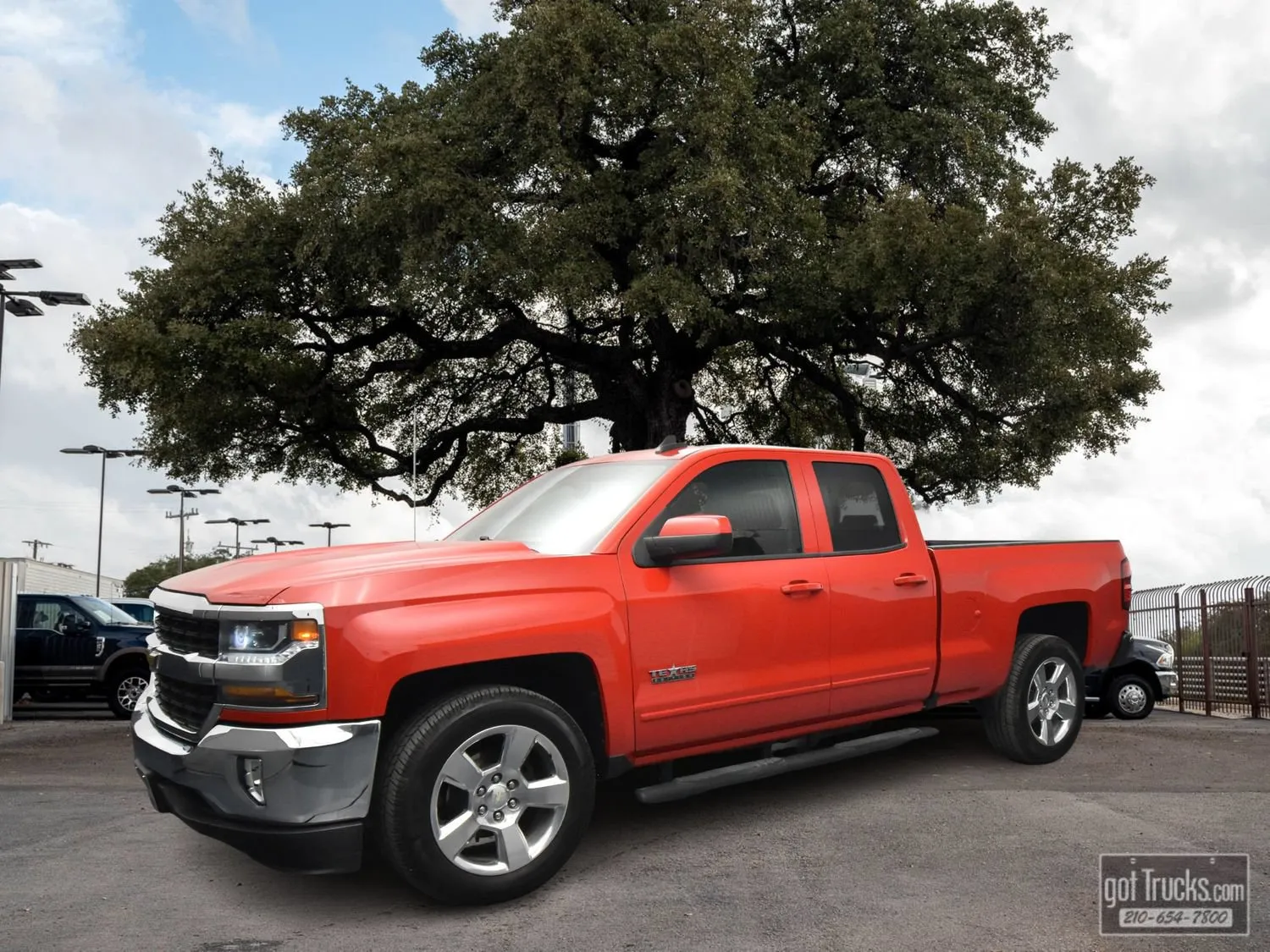 Red 2017 Chevrolet Silverado 1500 LT for sale in San Antonio, TX