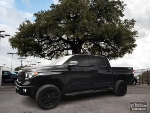 Black 2018 Toyota Tundra SR5 for sale in San Antonio, TX