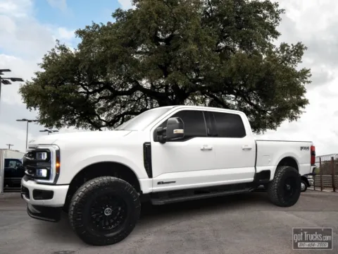 White 2024 Ford Super Duty F-250 SRW LARIAT for sale in San Antonio, TX