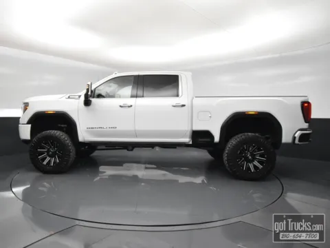 Another view of 2020 GMC Sierra 2500 HD Denali for sale in San Antonio, TX at got Trucks?