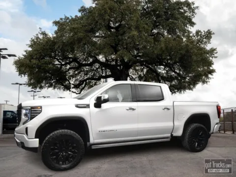 White 2023 GMC Sierra 1500 Denali Ultimate for sale in San Antonio, TX
