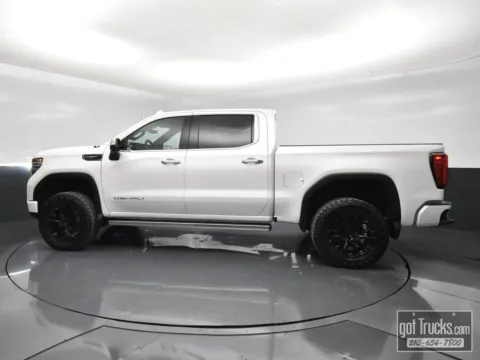 Another view of 2023 GMC Sierra 1500 Denali Ultimate for sale in San Antonio, TX at got Trucks?