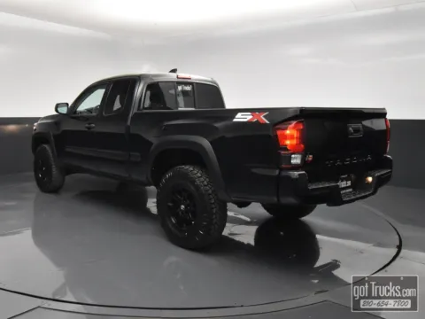More photos of 2020 Toyota Tacoma SR5 at got Trucks?, TX