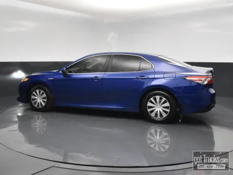 Another view of 2018 Toyota Camry Hybrid LE for sale in San Antonio, TX at got Trucks?