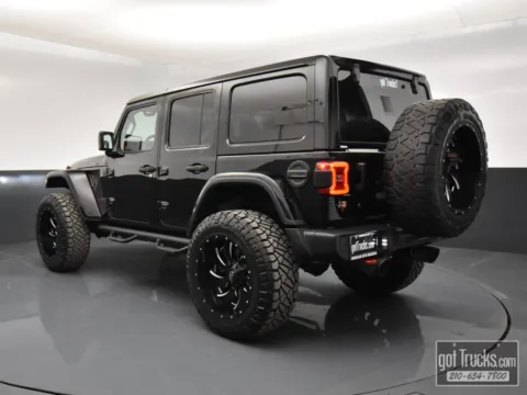 More photos of 2018 Jeep Wrangler Unlimited Rubicon at Trucks in Texas, TX