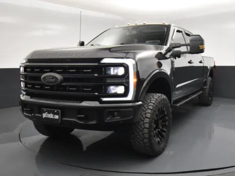 Photos of 2023 Ford Super Duty F-250 SRW LARIAT for sale in San Antonio, TX at Trucks in Texas