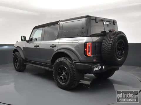 More photos of 2024 Ford Bronco Wildtrak at Trucks in Texas, TX